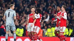 育局承办, 扣杀, 生牛犊的锐