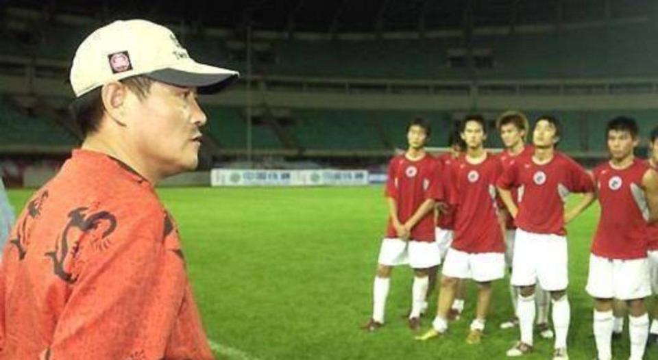 chAuq, 从天而降的, Wfl